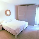 Cannes Palm Beach - Fully Fitted Apartment - 2 Bedrooms
